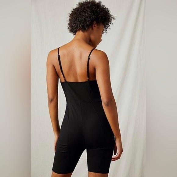 Free People Best Dressed Bikeshort Romper Size Small - Picture 4 of 4